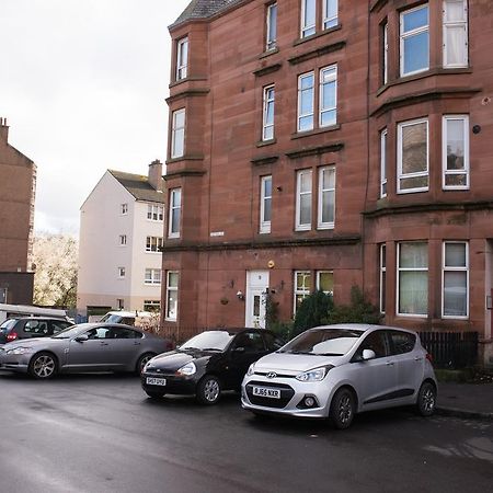 Premier - Crathie View Apartment Glasgow Esterno foto
