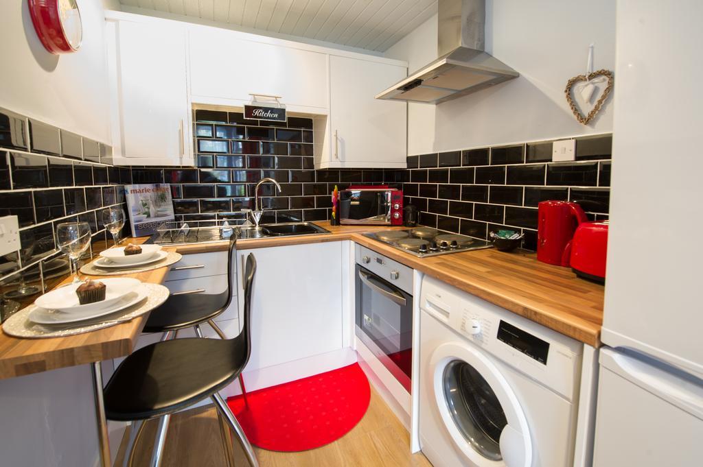 Premier - Crathie View Apartment Glasgow Esterno foto