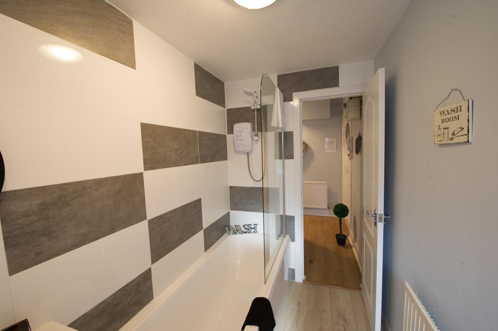 Premier - Crathie View Apartment Glasgow Esterno foto